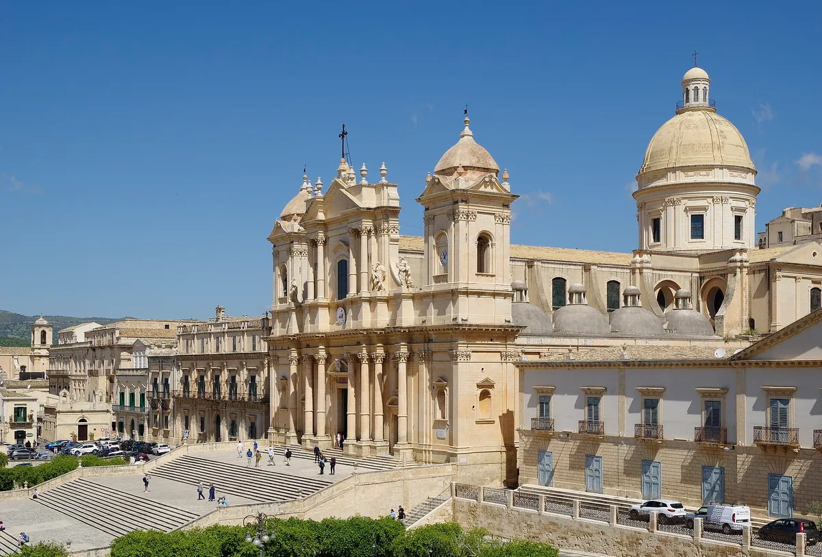 The cathedral and corso of Noto in golden light